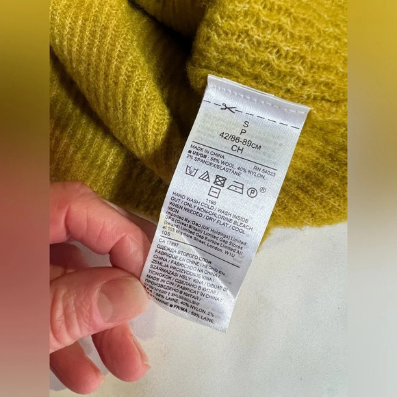 BANANA REPUBLIC Mustard yellow mock neck ribbed crop sweater size S - Picture 11 of 13